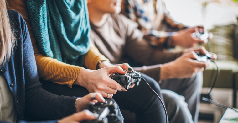 Teenagers video gaming